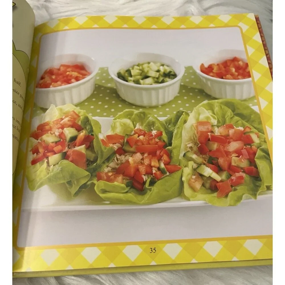 The Berenstain Bears' Country Cookbook Hardback Cub-Friendly Cooking Colorful